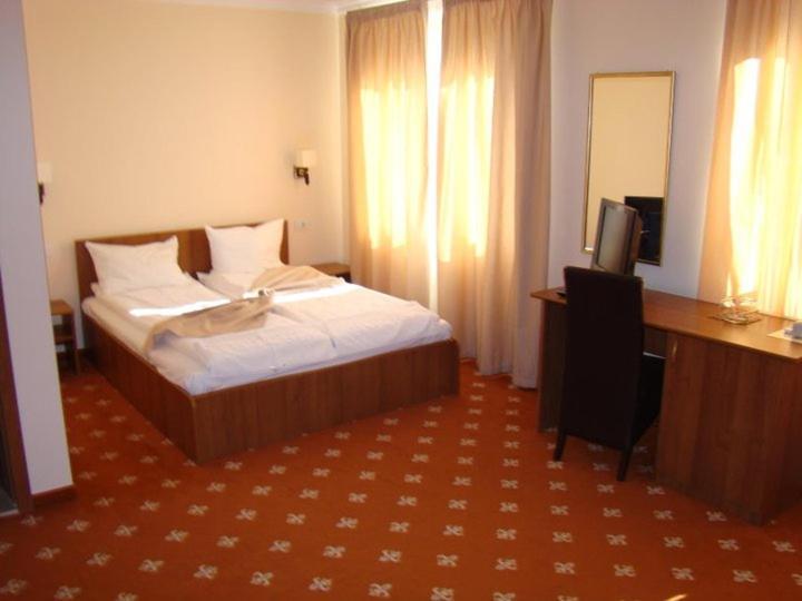 Hotel Termal Geoagiu Bai Bagian luar foto