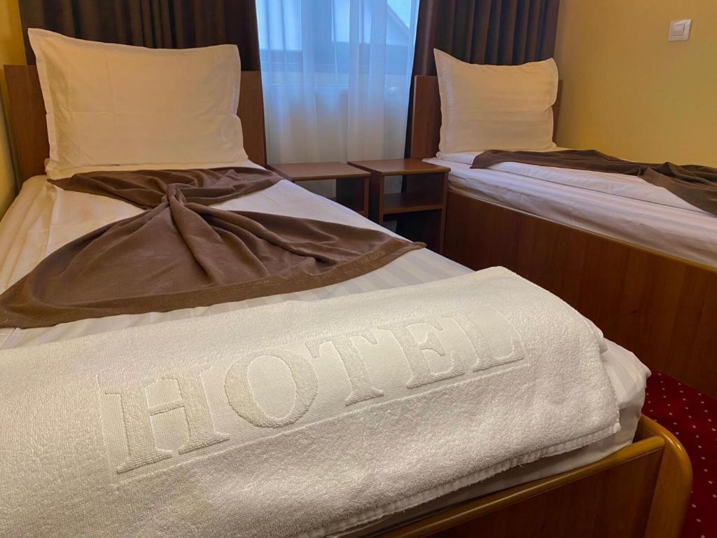 Hotel Termal Geoagiu Bai Bagian luar foto