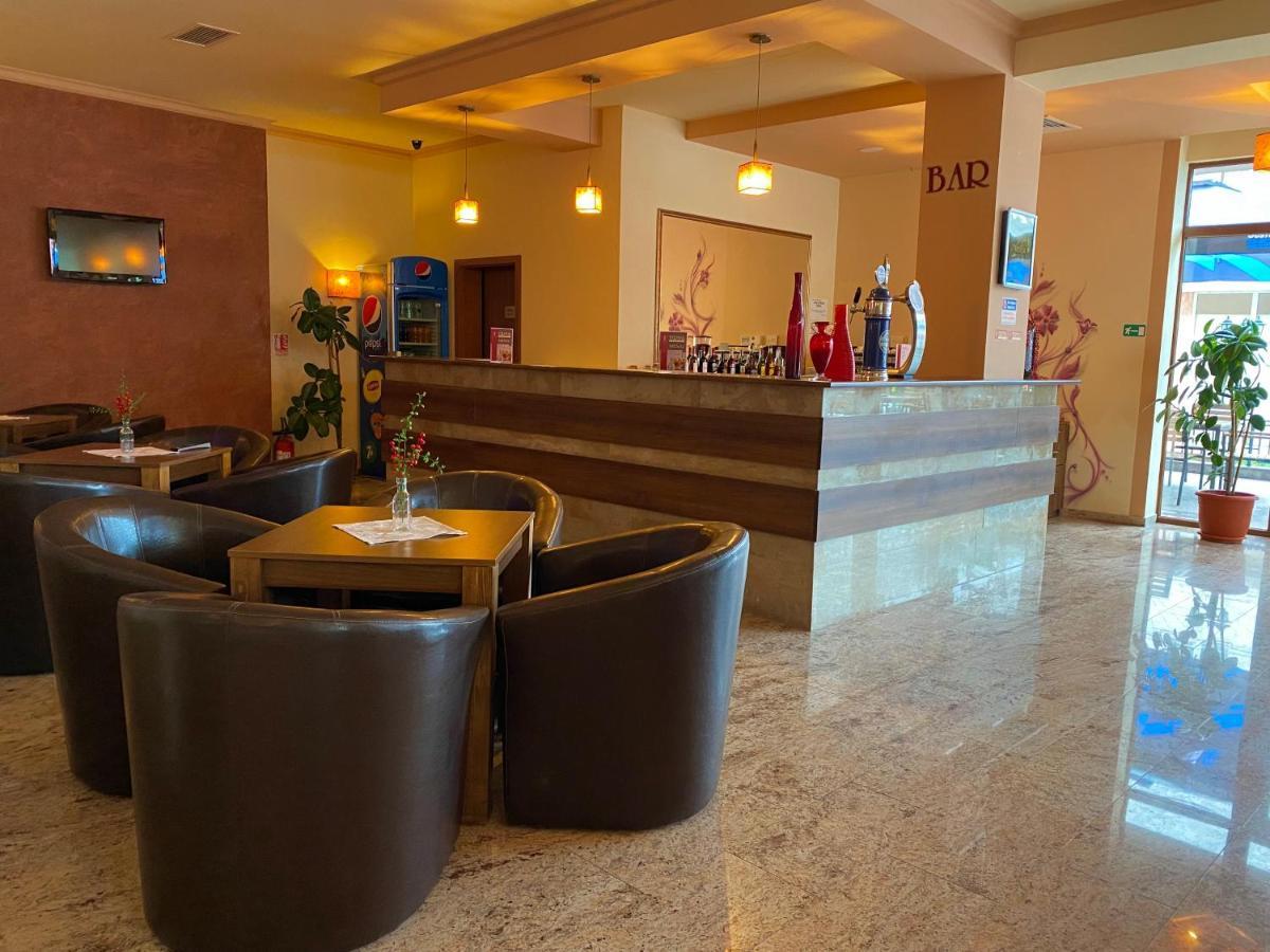 Hotel Termal Geoagiu Bai Bagian luar foto
